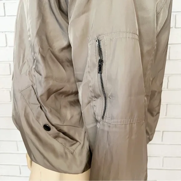 Olia Women’s Bomber Jacket